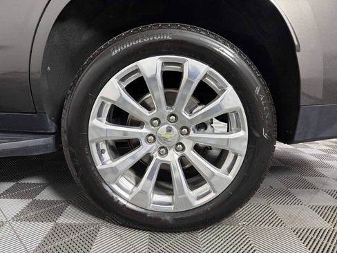 Used 2021 Chevrolet Tahoe Premier w/ Premium Package image 19