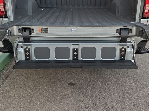 Used 2025 GMC Sierra 1500 Denali image 9