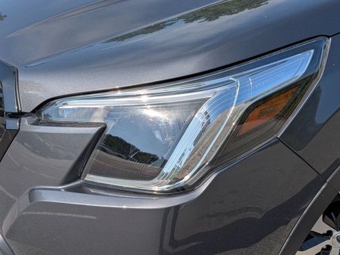 Used 2022 Subaru Forester Premium AWD/4WD image 7