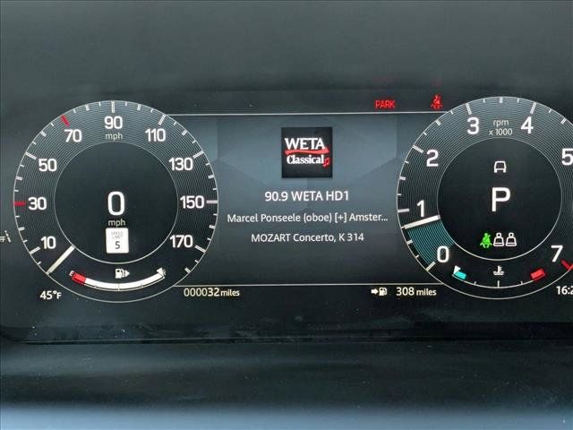 New 2026 Land Rover Discovery Sport Landmark AWD/4WD image 11