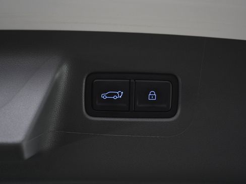 Used 2026 Hyundai Santa Fe SEL AWD/4WD image 18