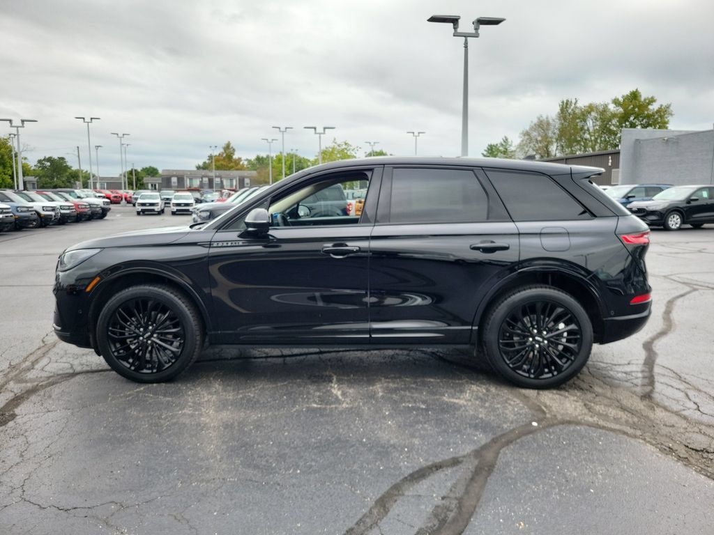 Certified 2023 Lincoln Corsair AWD w/ Equipment Group 102A image 7