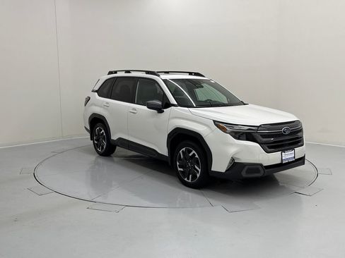 Used 2026 Subaru Forester Limited AWD/4WD image 8
