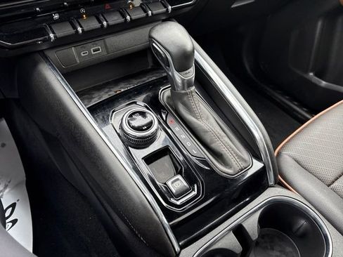 Used 2023 GMC Canyon AT4 w/ AT4 Premium Package image 21