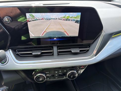 New 2026 Chevrolet Trax LT w/ Driver Confidence Package FWD image 8