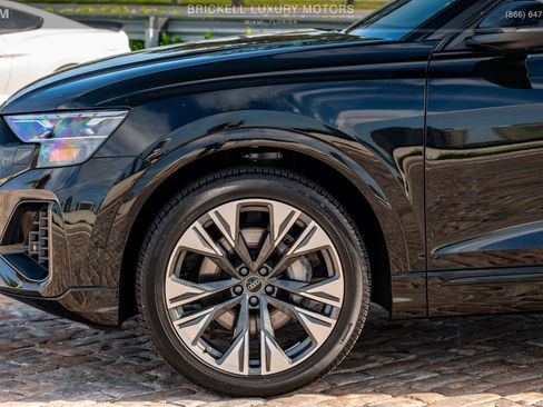 Used 2025 Audi Q8 Prestige image 46