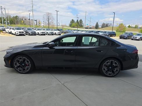 Used 2025 BMW i5 M60 w/ Premium Package AWD/4WD image 8