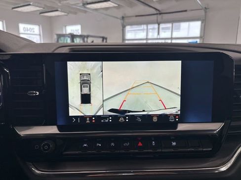 Used 2024 Chevrolet Silverado 1500 High Country w/ High Country Premium Package image 49