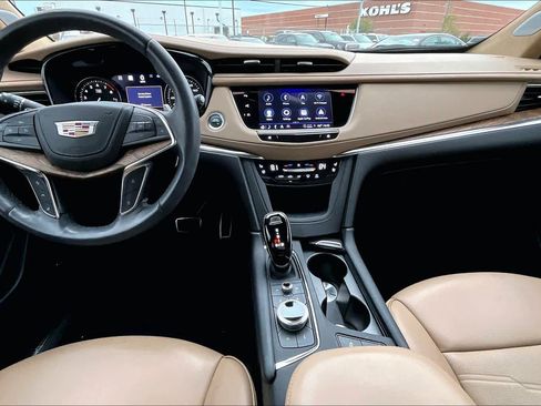 Used 2022 Cadillac XT5 Sportv w/ Platinum Package image 15