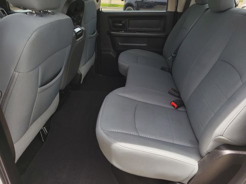 Used 2013 RAM 2500 Tradesman w/ Chrome Appearance Group RWD image 17
