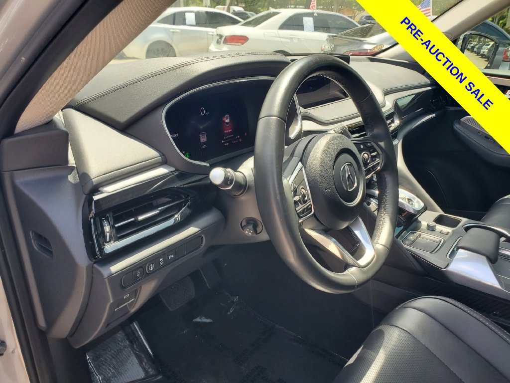 Used 2024 Acura MDX w/ Technology Package FWD image 16