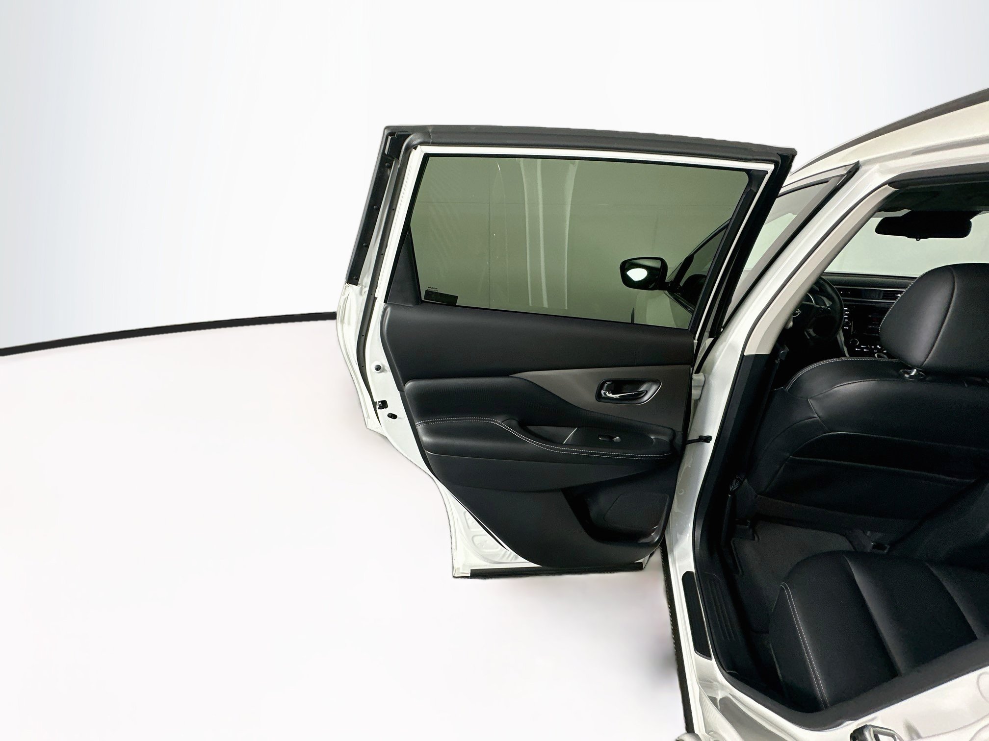 Used 2023 Nissan Murano SV FWD image 25