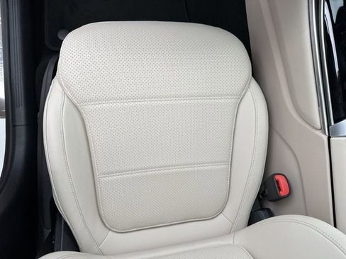 New 2026 Mercedes-Benz GLC 300 4MATIC image 16