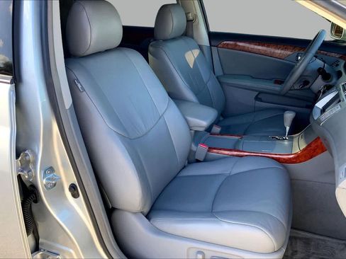 Used 2006 Toyota Avalon XLS FWD image 6