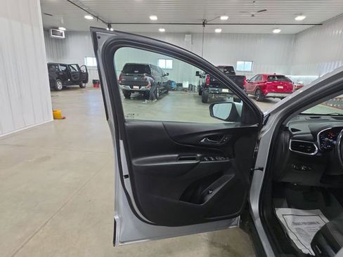 Used 2020 Chevrolet Equinox LT AWD/4WD image 22
