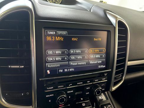 Used 2012 Porsche Cayenne image 13