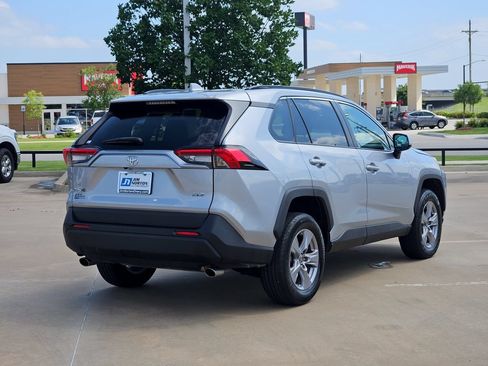 Used 2024 Toyota RAV4 XLE FWD image 7