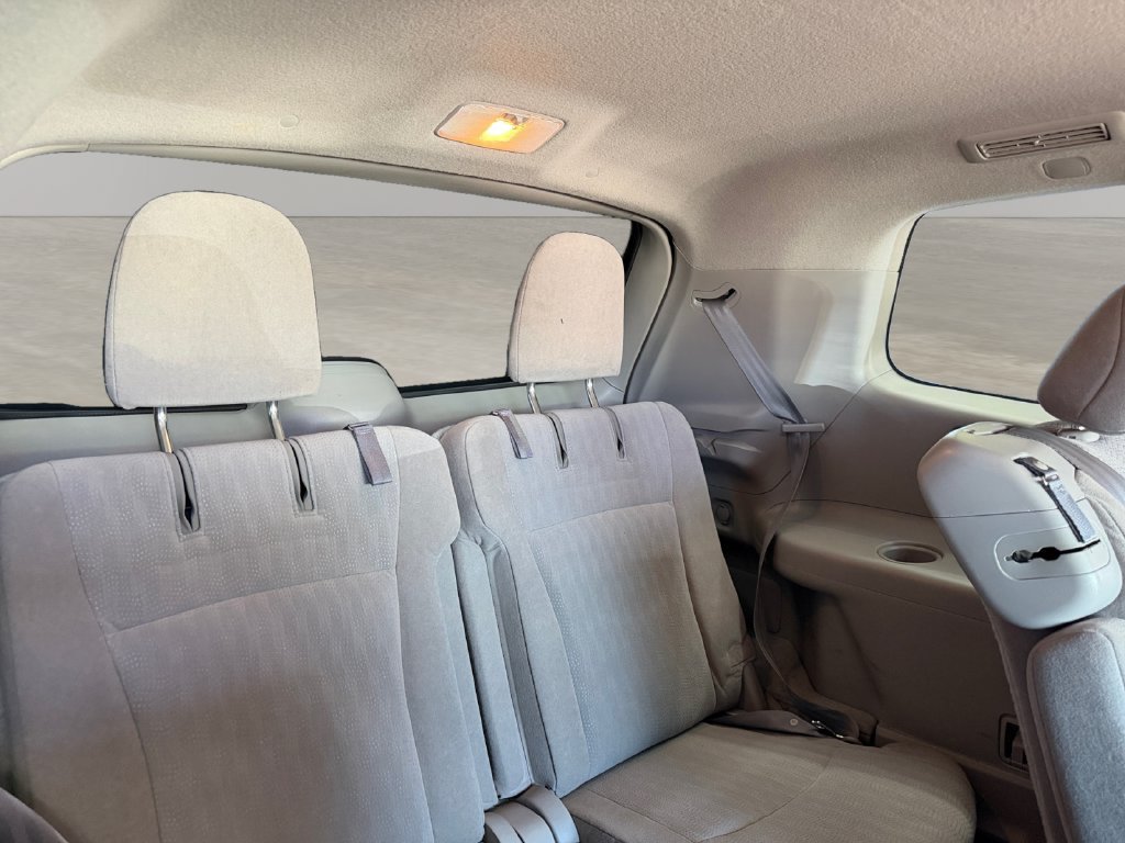 Used 2011 Toyota Highlander 2WD image 26