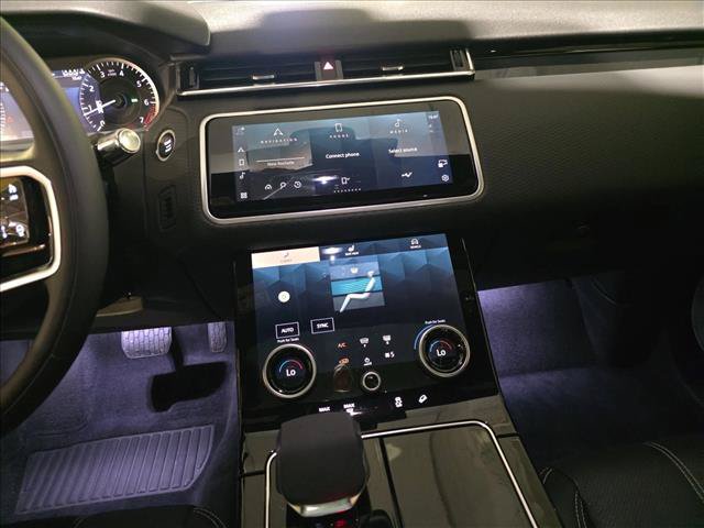 Used 2022 Land Rover Range Rover Velar S AWD/4WD image 22