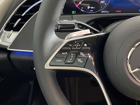 Used 2025 Mercedes-Benz E 350 4MATIC Sedan image 26