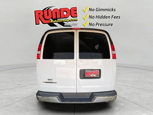 Used 2024 Chevrolet Express 3500 LT w/ LT Preferred Equipment Group RWD image 5