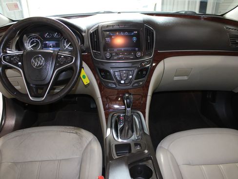 Used 2014 Buick Regal FWD image 12