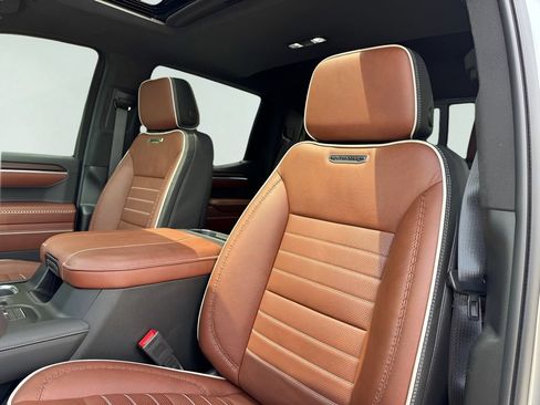 New 2026 GMC Sierra 1500 Denali Ultimate AWD/4WD image 9