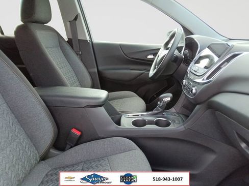 Used 2024 Chevrolet Equinox LT AWD/4WD image 16