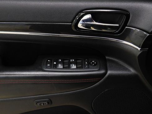 Used 2021 Jeep Grand Cherokee Trailhawk w/ Premium Lighting Group AWD/4WD image 29