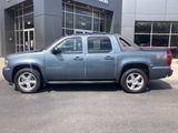 Used 2011 Chevrolet Avalanche LS image 3