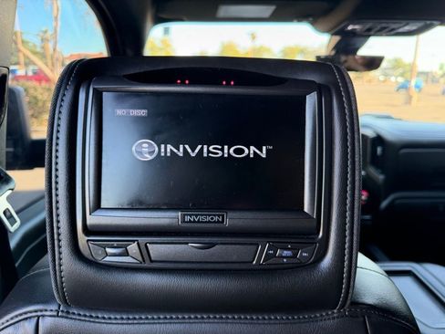 Used 2022 Chevrolet Silverado 3500 High Country w/ Z71 Off-Road Package image 24