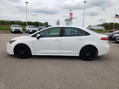 Used 2026 Toyota Corolla LE FWD image 8