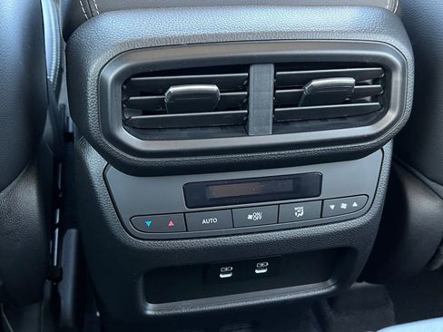 New 2026 Honda Pilot Touring image 36