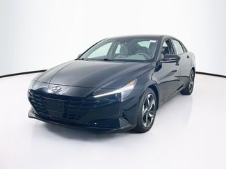 Used 2023 Hyundai Elantra SEL w/ Convenience Package FWD video 1