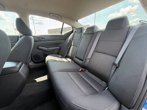 Used 2025 Nissan Altima 2.5 SV FWD image 24
