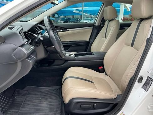 Used 2018 Honda Civic EX-L image 9