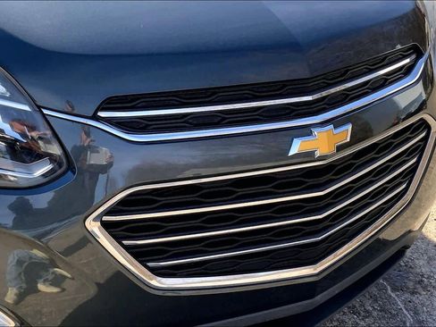 Used 2017 Chevrolet Equinox Premier w/ Enhanced Convenience Package image 29