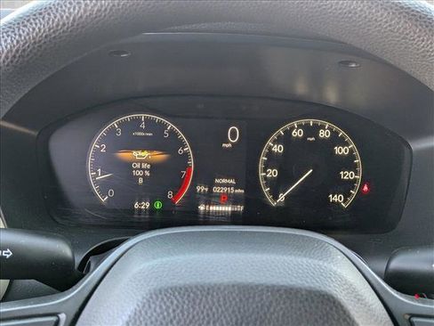 Used 2023 Honda HR-V LX image 12