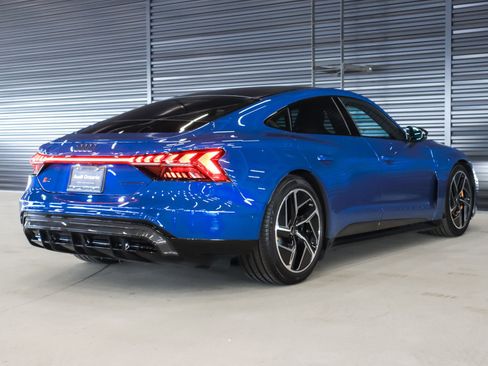 Used 2023 Audi RS e-tron GT w/ Carbon Performance Package image 10