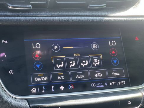 Used 2022 Cadillac XT5 Luxury FWD image 12