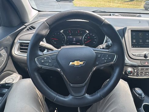 Certified 2019 Chevrolet Equinox LT FWD image 11