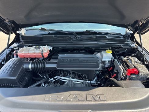 Used 2019 RAM 1500 Big Horn image 10