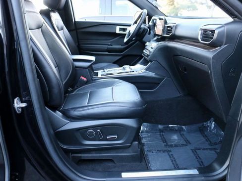 Used 2020 Ford Explorer Limited w/ Class III Trailer Tow Package image 33