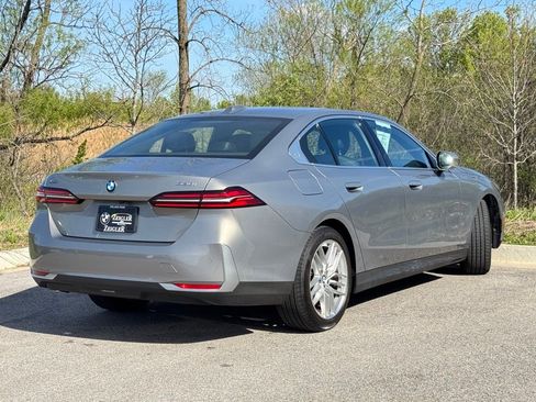 Certified 2024 BMW 530i xDrive AWD/4WD image 6