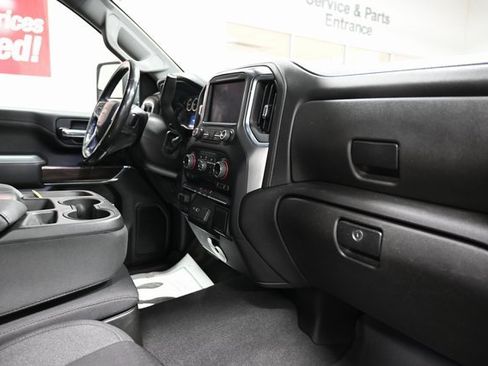 Used 2022 Chevrolet Silverado 2500 LT w/ Convenience Package image 15