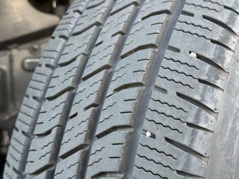 Used 2025 Toyota Tacoma SR5 image 43