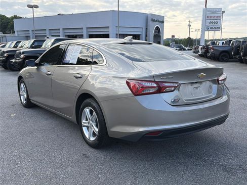 Used 2022 Chevrolet Malibu LT FWD image 7