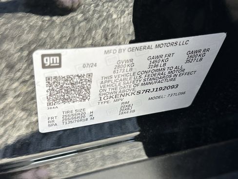 Used 2024 GMC Acadia Elevation image 37