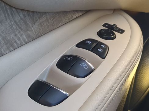 Used 2023 Nissan Murano SL image 26