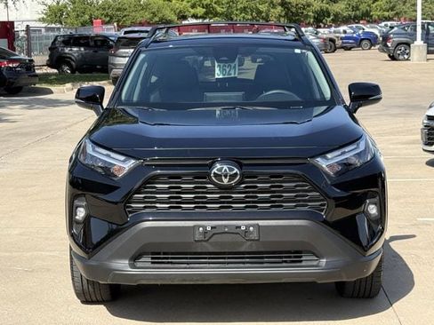 Used 2025 Toyota RAV4 XLE Premium FWD image 8
